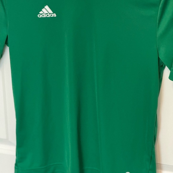 Adidas Kids Green and White Jersey, (Size Large), Athletic-wear/Active-wear - Picture 11 of 12